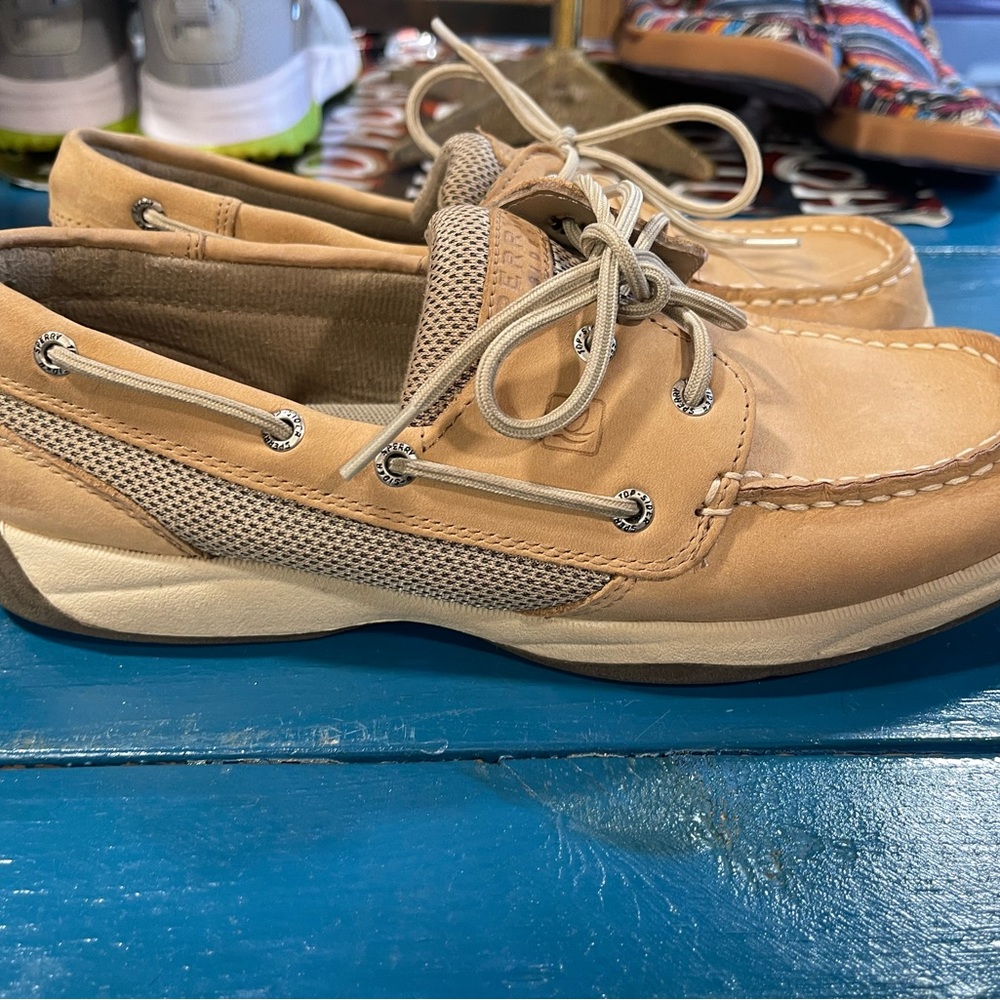 Ladies Sperry Top Sider in great condition